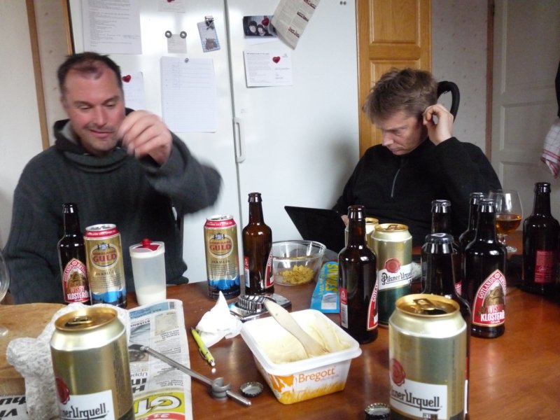 Herrmiddag hos Håkan 82